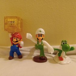 Super Mario Luigi And Yoshi Figures 