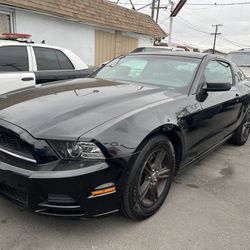 2013 FORD MUSTANG 72,xxx SMOG DONE ,AUTO , 3.7L  2 door  Running Great  Ac ,heater, cd ,radio  Everything working properly  Nice rice  READY TO GO @ $