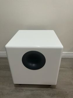Subwoofer - Audioengine S8 (Gloss White) - Easy Speaker Setup - Like New, All Cables, All Covers