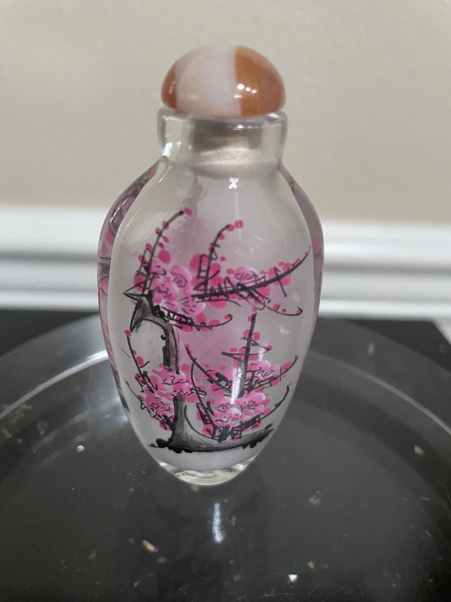 Vintage Chinese Reverse Painted Glass Snuff Bottle 2”