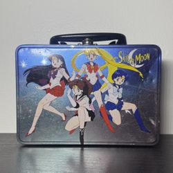 Rare Vintage 1999 Sailor Moon Metal Lunch Box Tin Anime 