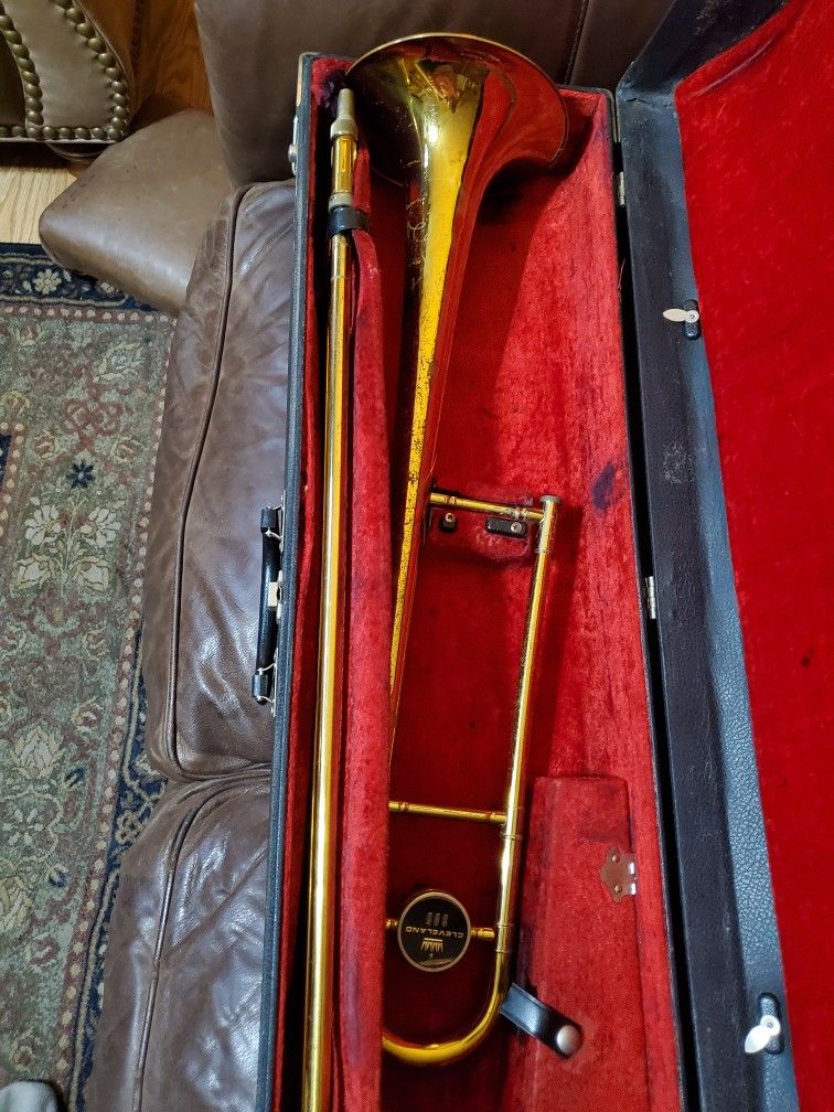 King Cleveland 605 tenor trombone
