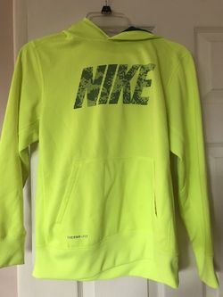 Nike kids hoodie therma-fit size kids large
