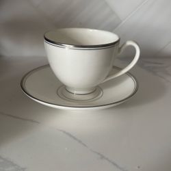 20 Piece Waterford Fine China