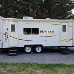 2008 Skyline Nomad 25ft With Slide Dual Door Entry 1 Owner 