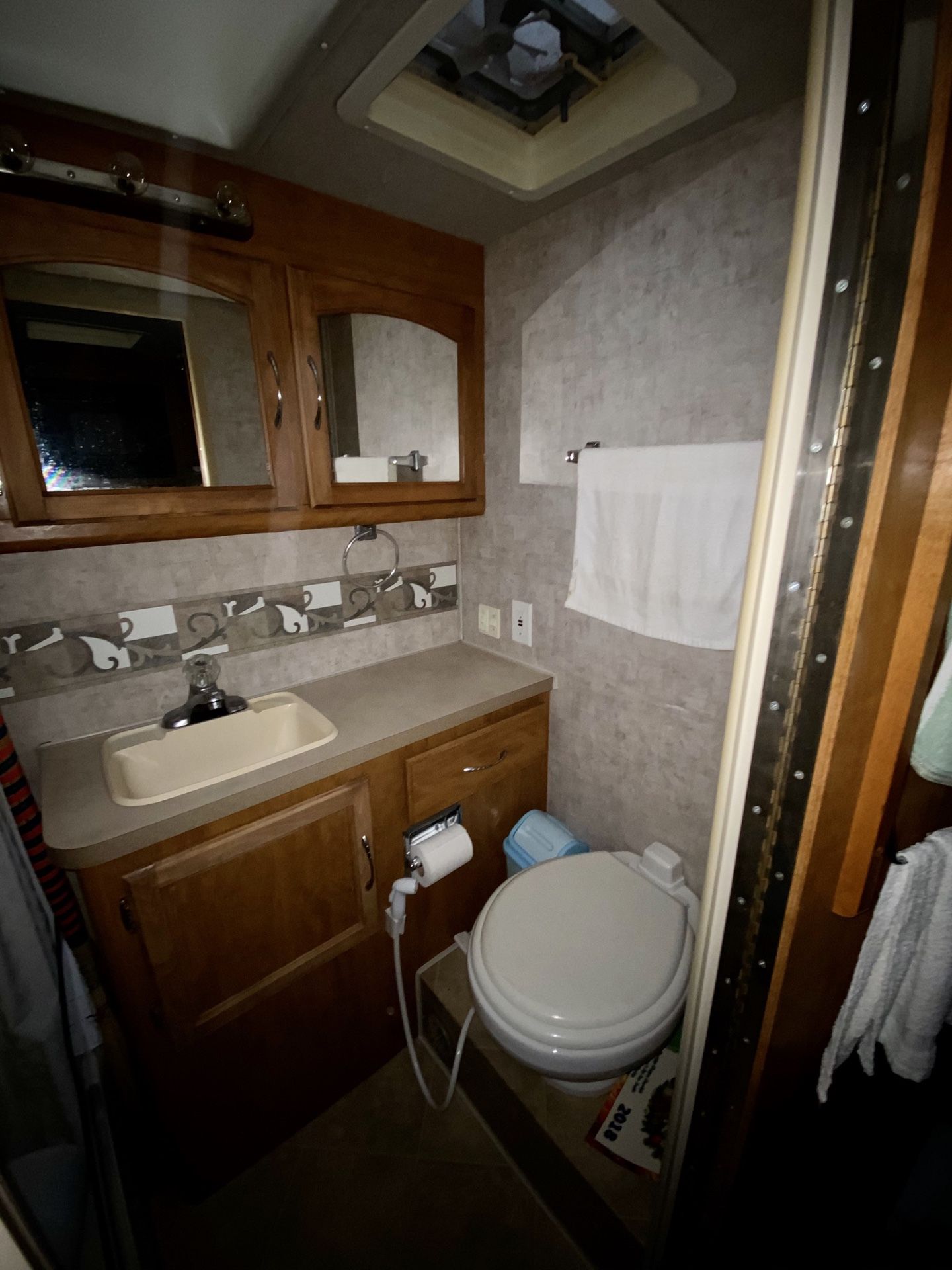 Ford E450 Fleetwood Jamboree for Sale in Los Angeles, CA OfferUp