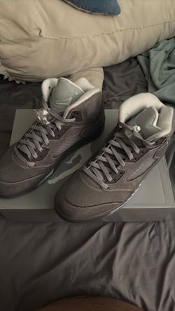 Wolf Grey 5’s