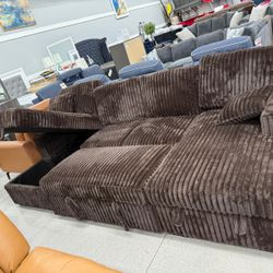 Sleeper Sectional With Storage Chaise 🤎🤎🤎