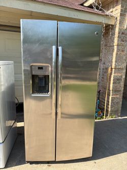 GE side by side stainless steel refrigerator