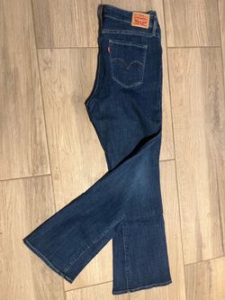 Like new 725 high rise bootcut jeans size 33w32L.