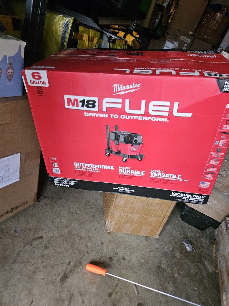 Milwaukee Vacuum