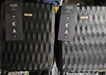 Benóss 3 piece travel cases and garment bag
