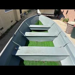 Aluminum Boat And Trailer