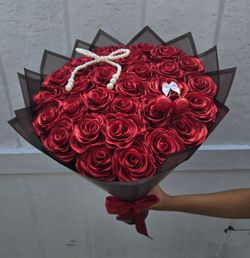 Ramo De Rosas Eternas