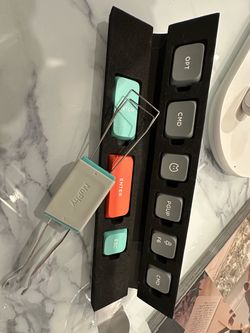 Nuphy Air 96 .bottom , switch’s and tool. For keyboard