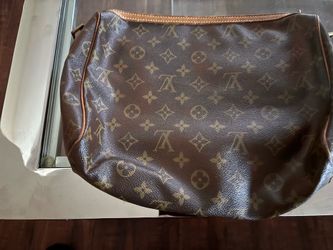 Louis Vuitton authentic monogram tuileries bag