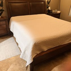 Legacy Bedroom Set