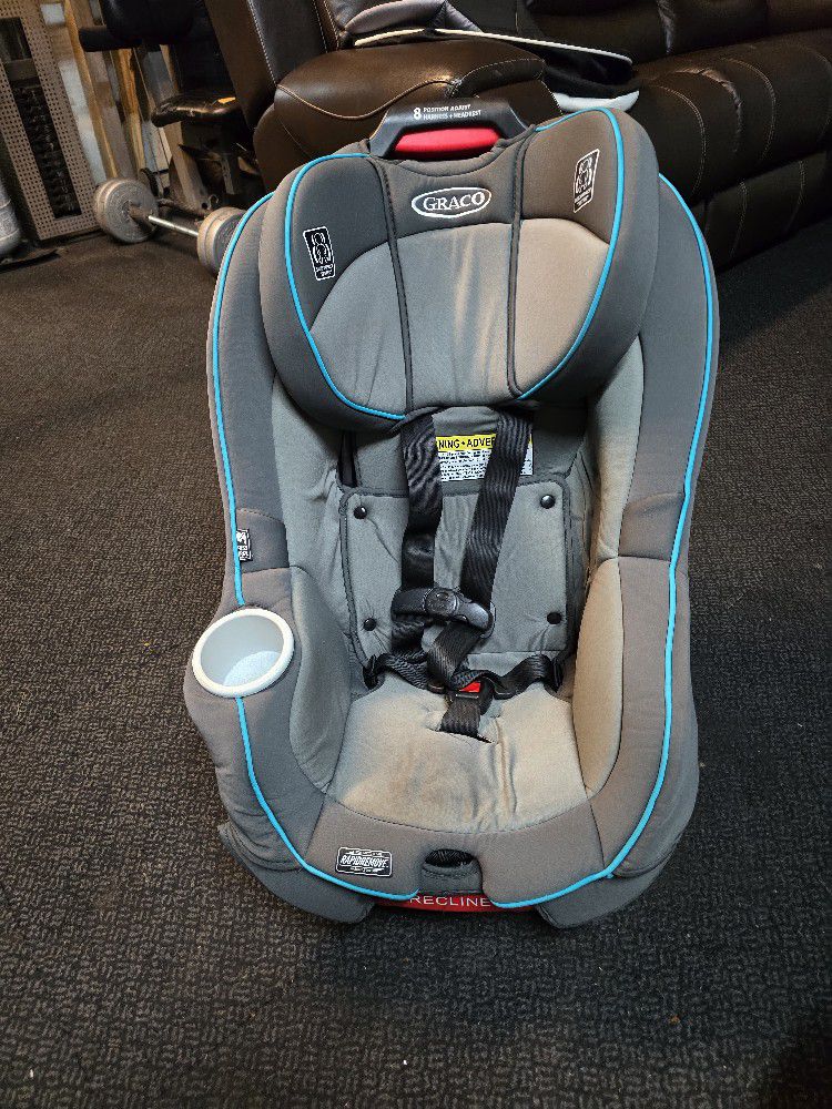 Graco Convertible Carseat