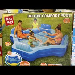 Deluxe Comfort Pool by Play Day
