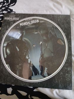 Mandalorian record player disc