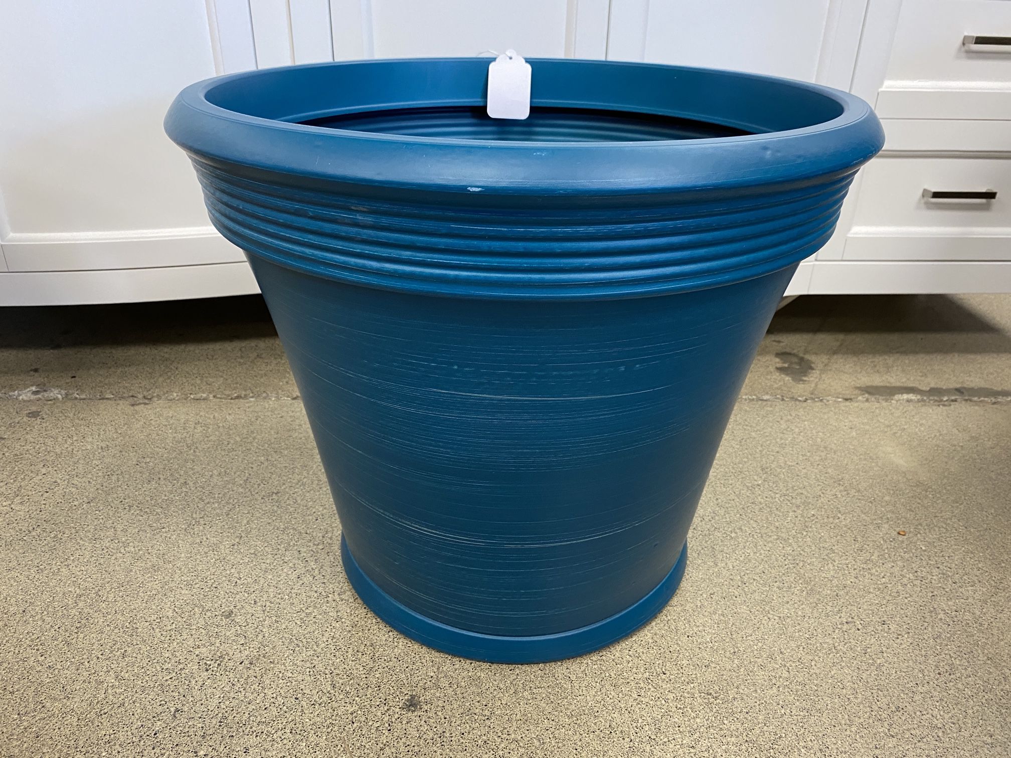 GROSFILLEX Blue Large 56L Plastic Flower Pot