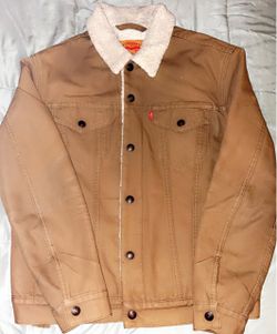 Levi Tan jacket with fur on the inside