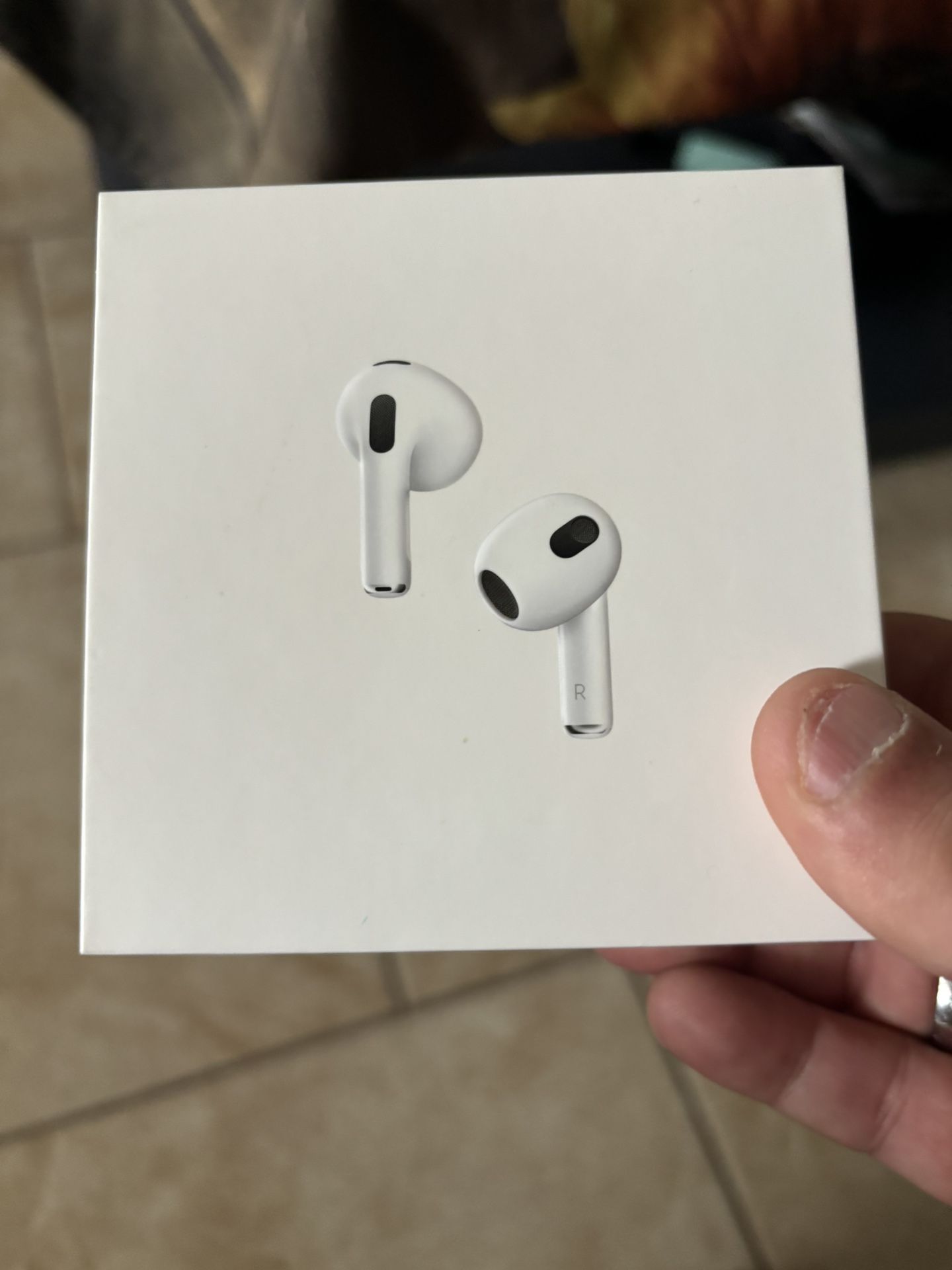Air Pods 3s Perfect Condition