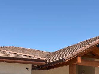 Roof tiles