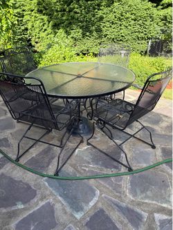 Patio Set with 4 chairs