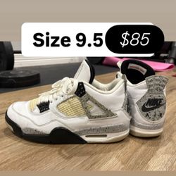 Jordan Retro 4s Size 9.5 Men 