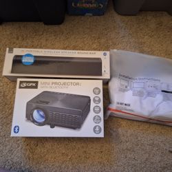 GPX Mini Projecter With Bluetooth(Brand New)(Included In Description)