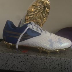 🚨NEW UA Blurr Cleats (Navy Blue,white & Gold) 