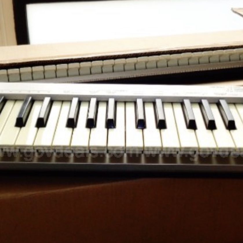 Roland Midi Keyboard
