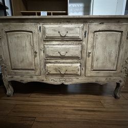 Pottery Barn - Dresser - TV Stand 