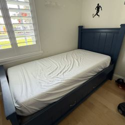 Rooms To Go Kids Cottage Navy Twin Bed And Tall Dresser