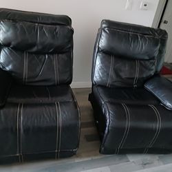 2 Black Recliner Seats