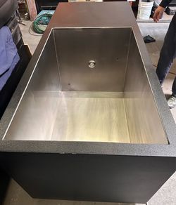 Cold plunge like new retails $15k