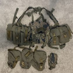 Nixieworks Lightfighter Rig (4 Extra Pouches Included)