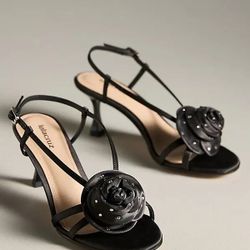 LOLA CRUZ 3D GEM FLOWER HEELS