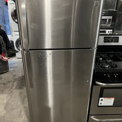 Like New 30 Wide Fridge 
