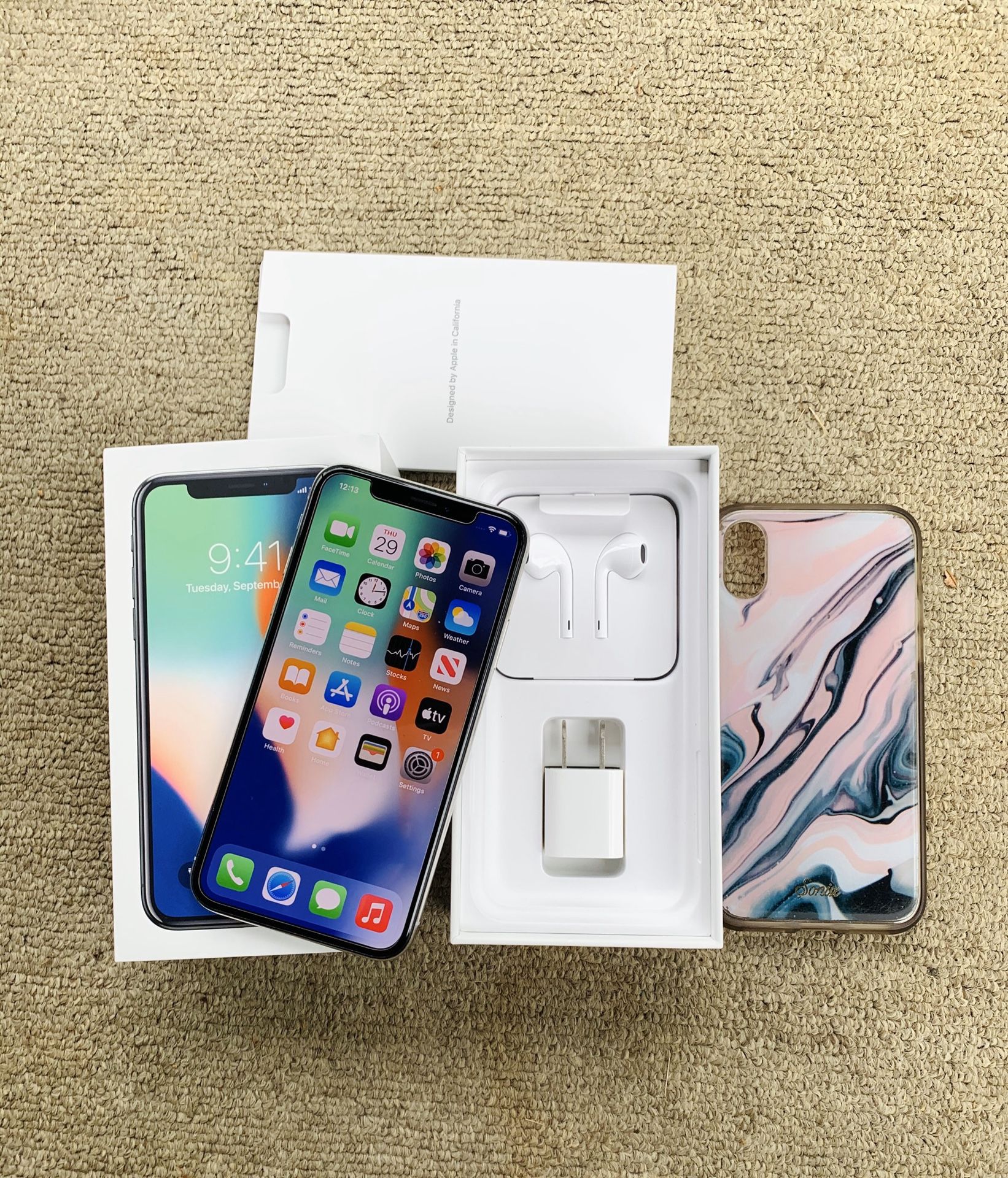 iPhone X Unlocked + Case