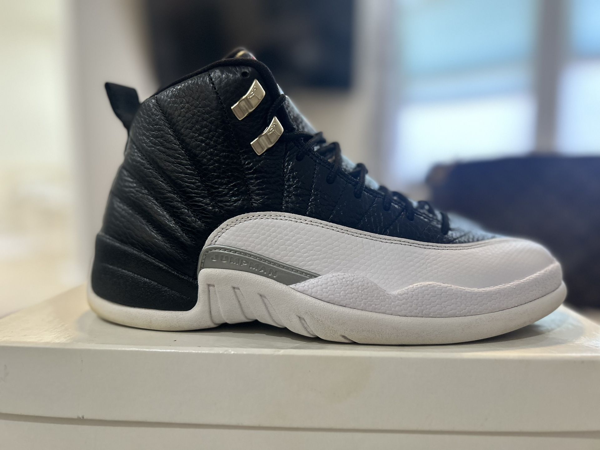 Air Jordan Size 9m. Size 9m. 100$