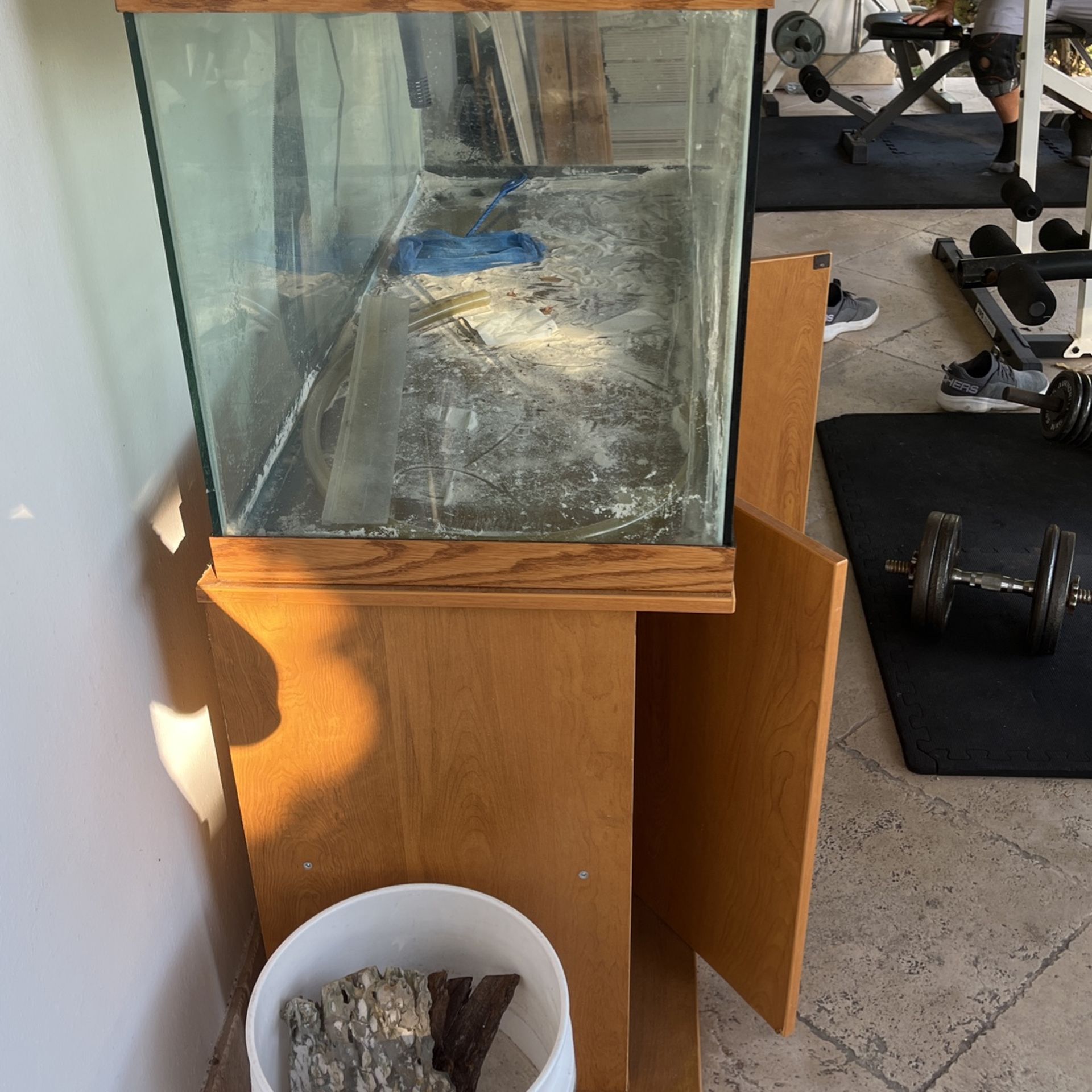 75 gallon fish tank for Sale in Oakland Park, FL OfferUp