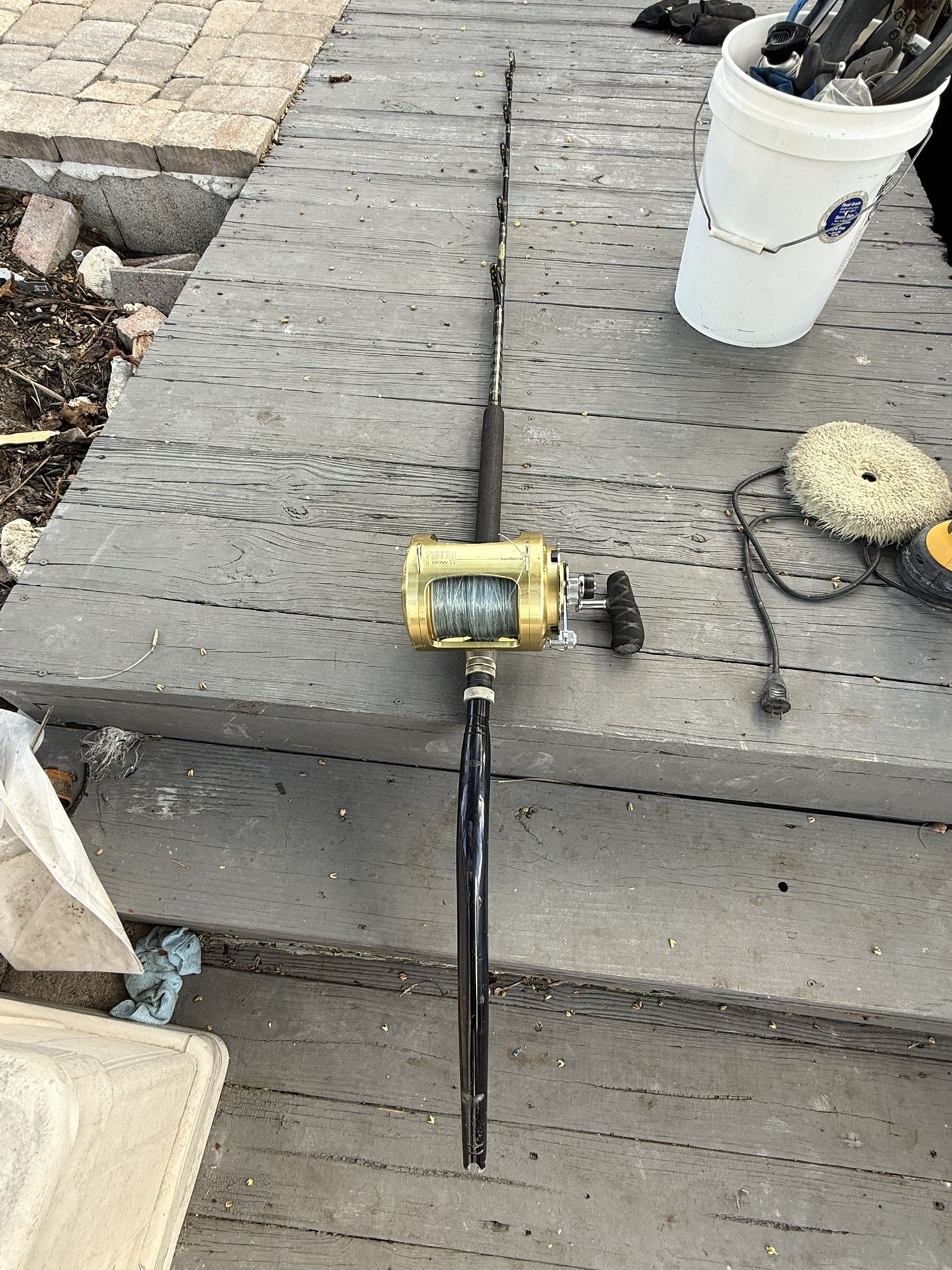 Tiagra 80w With Bent Butt Rod 