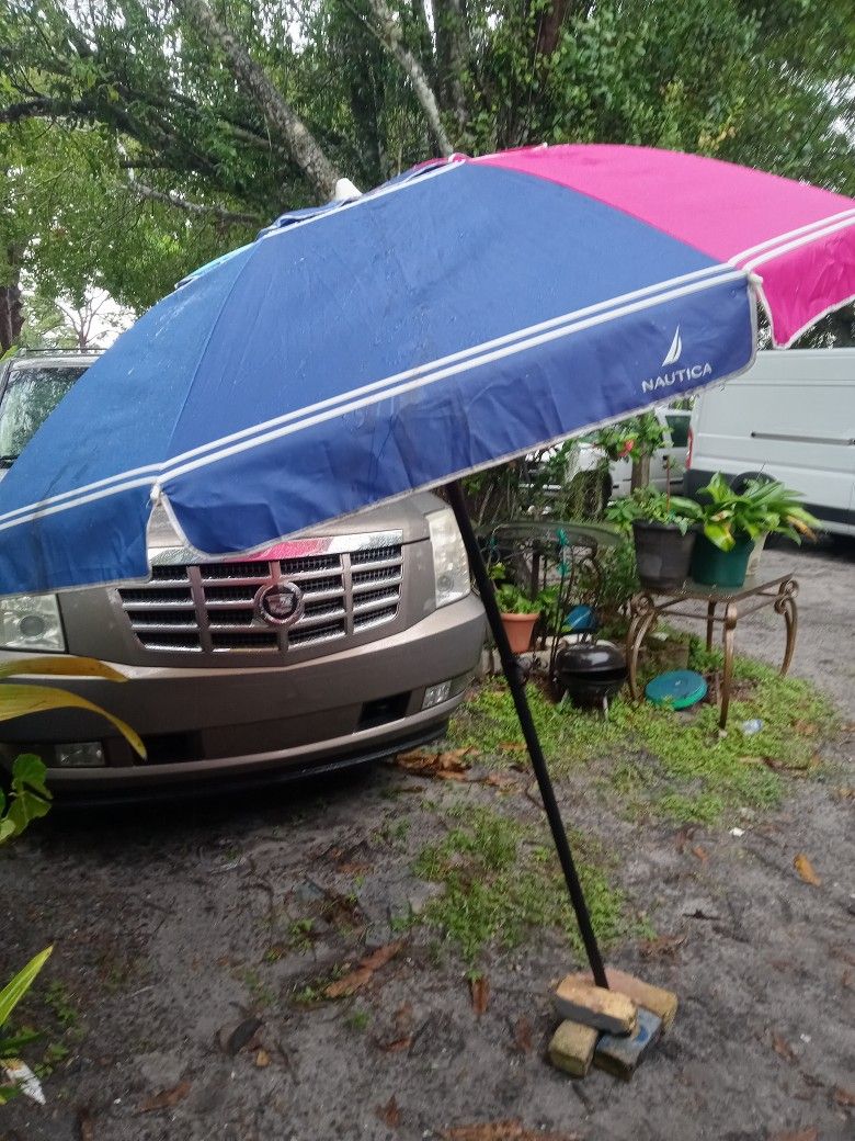 Beach/patio Table Umbrella for Sale in Fort Pierce, FL - OfferUp