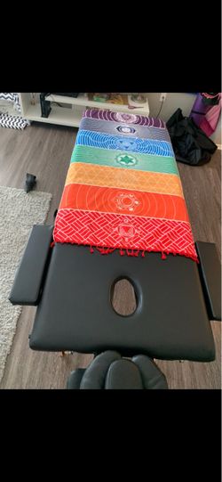 Massage table