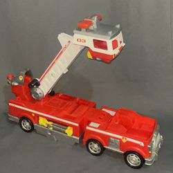 Paw Patrol Marshall Fire Truck Ultimate Rescue 