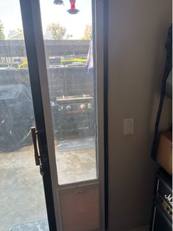 Dog door patio adapter