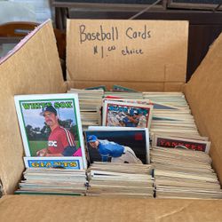 Baseball And Football Cards 