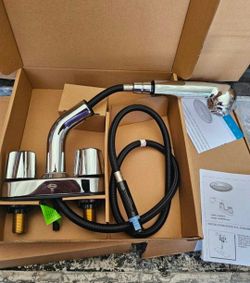 New Laundy Bathroom Chrome 4" Pull Down Sprayer Faucet